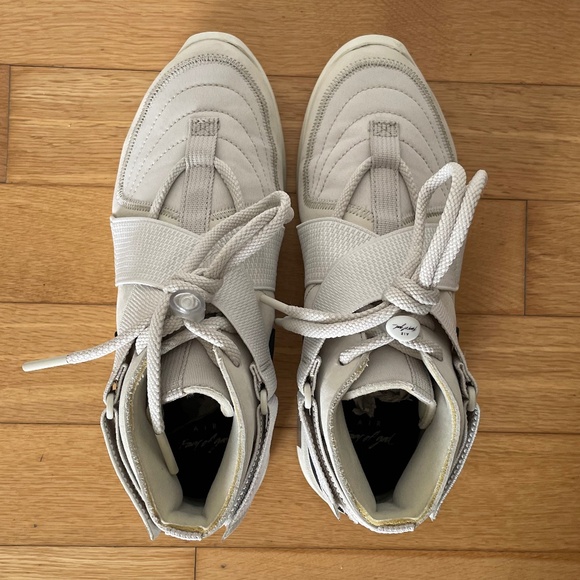 Nike Air x Fear of God (Light Bone) - Picture 3 of 10